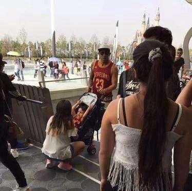 生活不满足现状就去奋斗,生活不适应怎么办