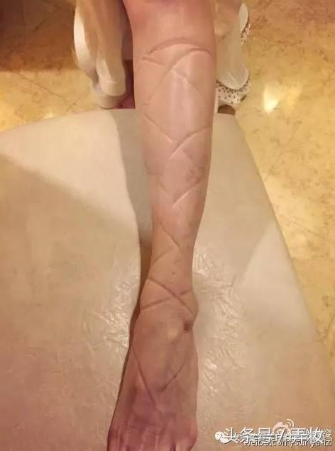 杨幂的脚很臭,而这些女明星的脚“惨不忍睹”