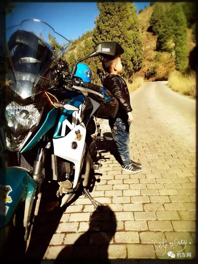 车友风采：梦想在哪里？令人如此向往，让我不顾一切走在路上