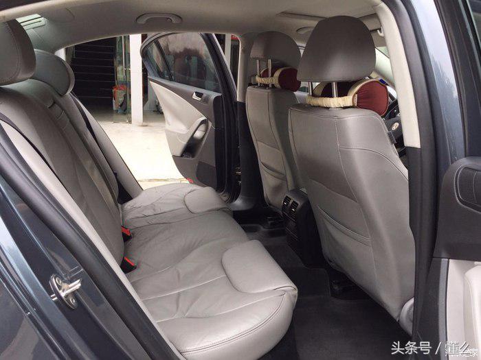 09年迈腾b62.0t什么变速箱,10年迈腾b61.8t新车售价多少