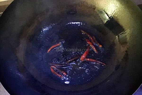 鱼肉怎么做不腥不老口感滑嫩？记住6个诀窍，放心吃！