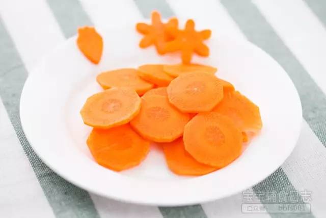 宝宝不爱吃鱼该怎么做,宝宝突然不爱吃鱼虾