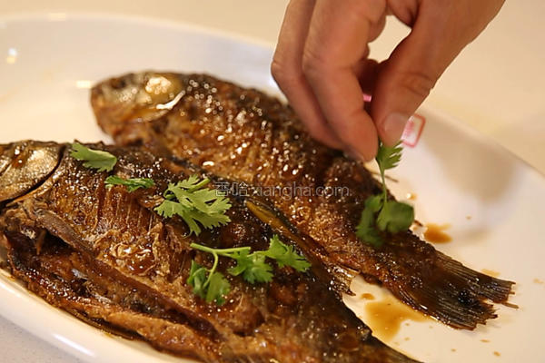 鱼肉怎么做不腥不老口感滑嫩？记住6个诀窍，放心吃！