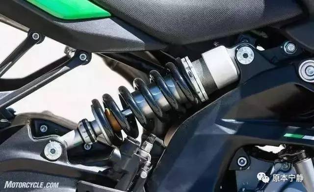 贝纳利黄龙600tnt试驾,贝纳利502c和黄龙600