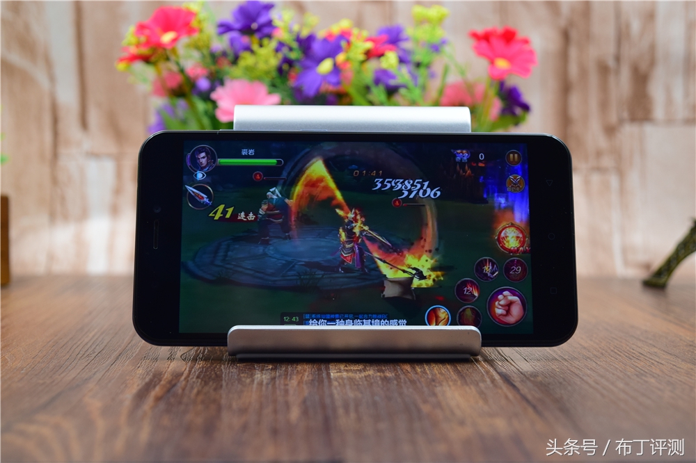 裸眼真能体验震撼出屏？这款裸眼3D手机告诉你答案！