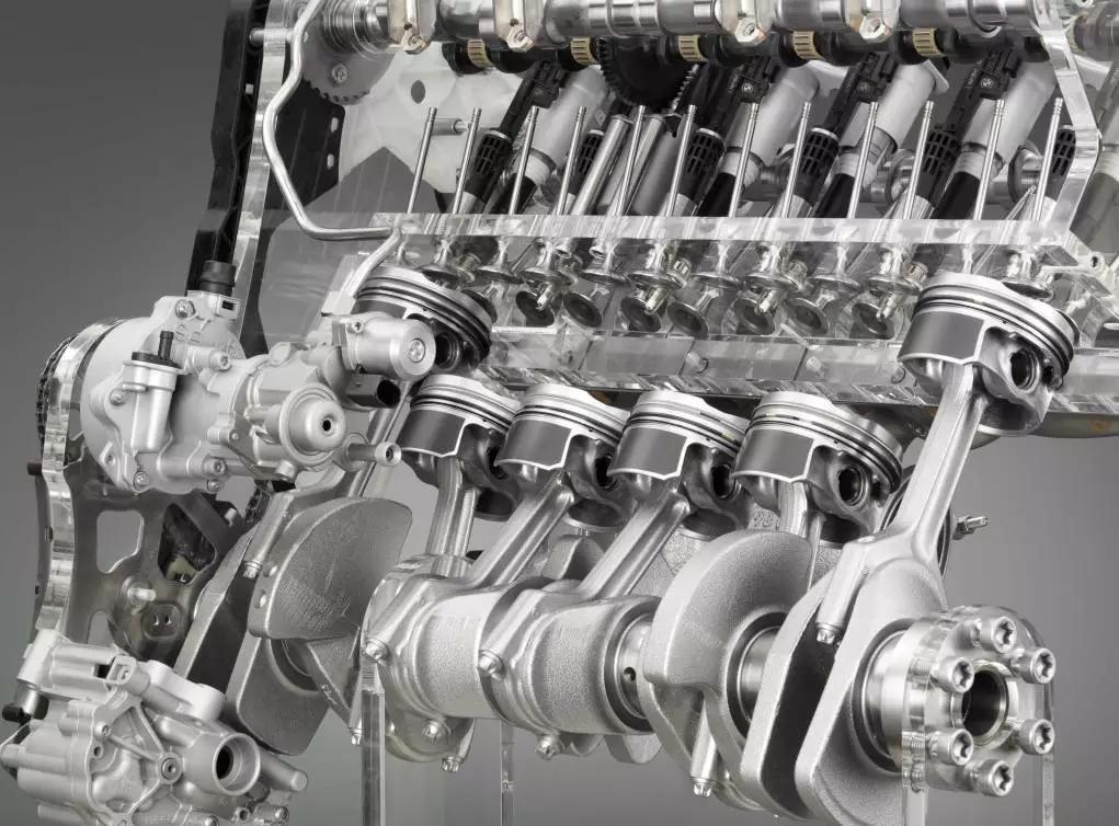 宝马奔驰2.0的发动机哪个好,宝马和奔驰的区别在哪里