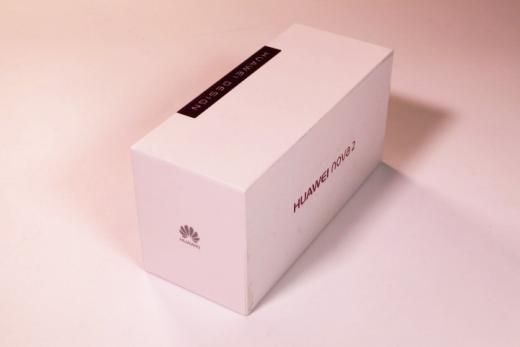 华为nova2颜值好看,高颜值爱自拍买华为nova2