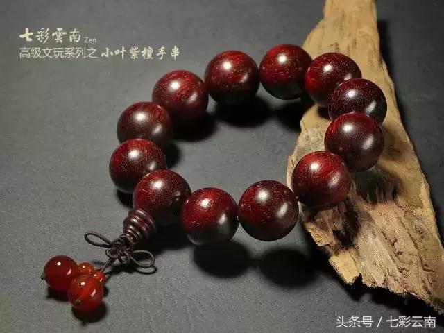 男人戴手串好还是戴手镯好,女人戴手镯好看还是戴手串好看