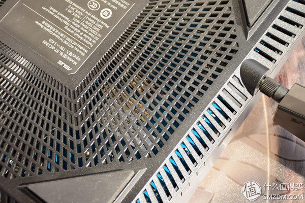 华硕2.5g路由器评测,华硕rt-ac5300路由器体验