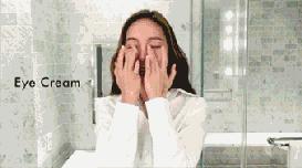 初一男生脸上长痘痘怎么办,男生脸上长痘痘怎么快速消除