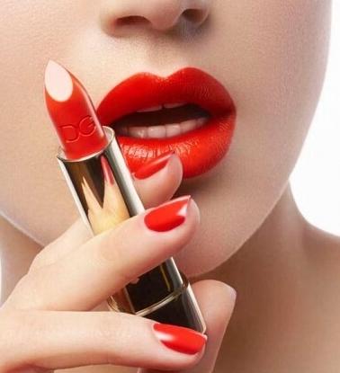 几百的唇膏,几百块钱的唇膏