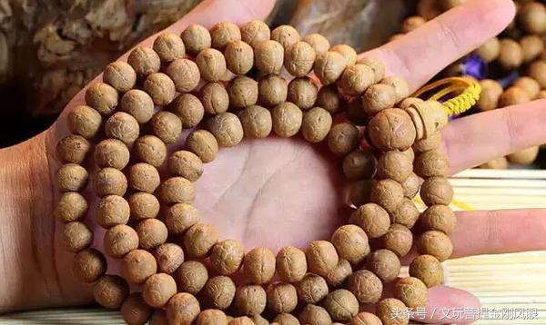 凤眼菩提文玩讲解,文玩凤眼菩提值得盘玩吗