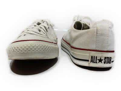 解决鞋子发黄,网面白鞋子发黄洗白小窍门