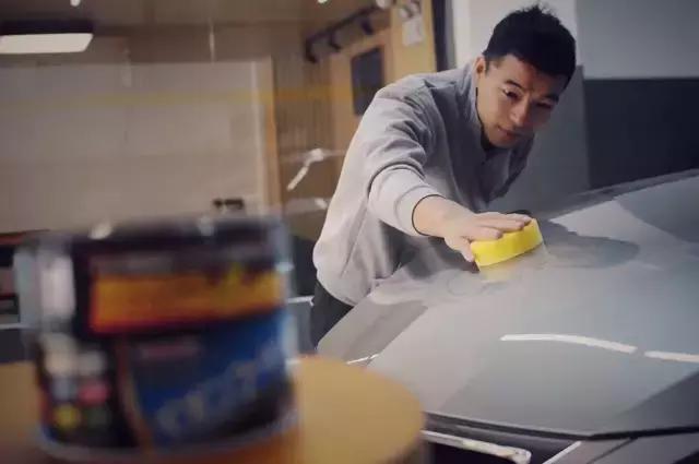 车头灯进水了，有雾气，很难消除，怎么办呢？