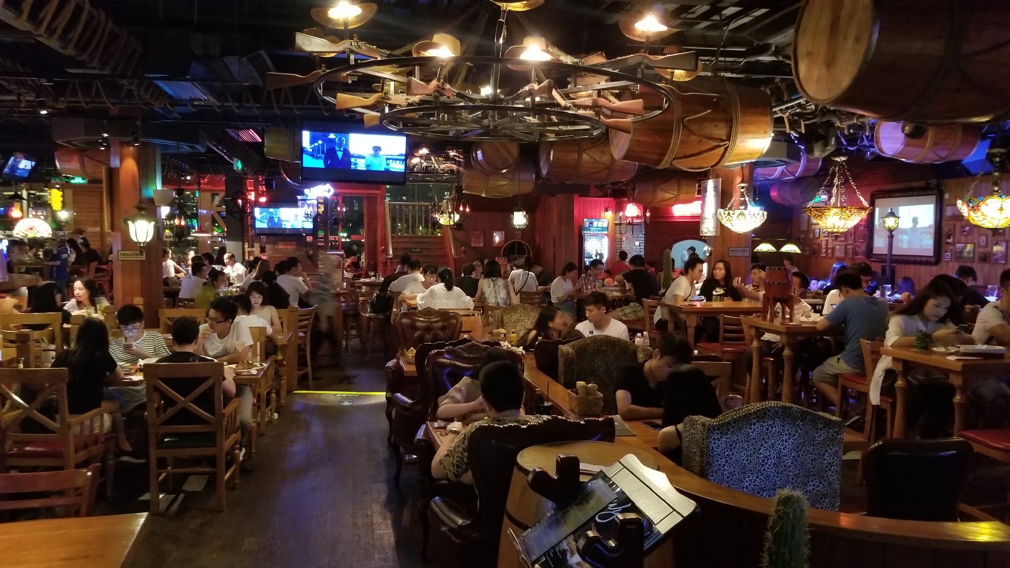 三星s8+测评官方,三星s8国行和港版有区别吗