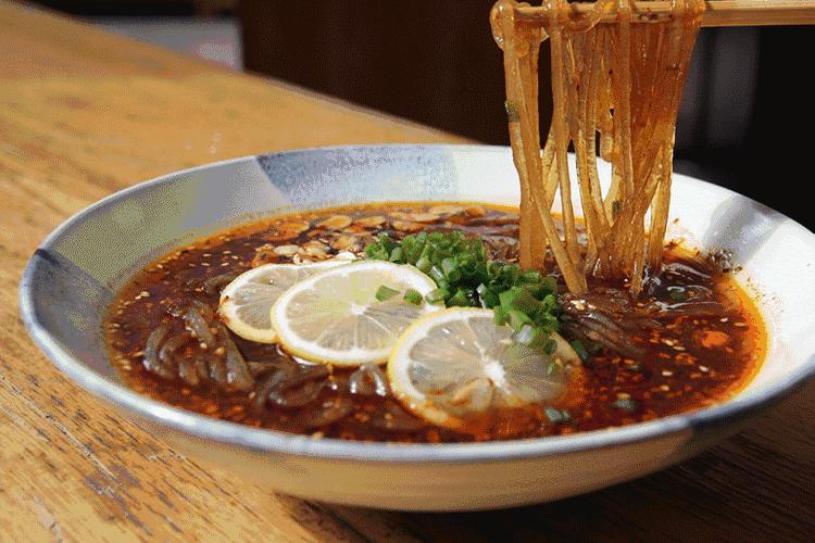 伍德斯托克艺术夜市,伍德吃托克咖啡市集