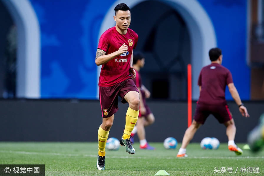 国足世预赛主场氛围,18年世预赛国足里皮的表现