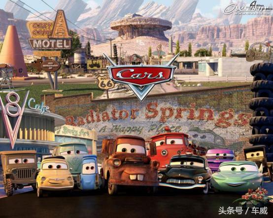 赛车总动员里的闪电麦昆,赛车总动员闪电麦昆在沙地训练