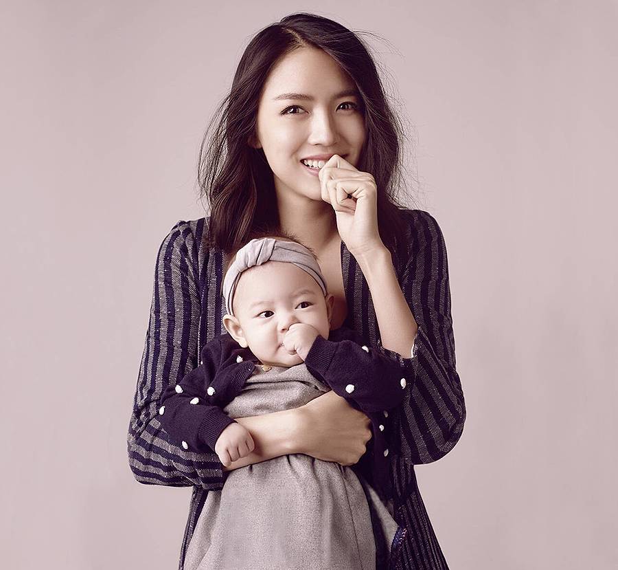 一双童鞋就15万，盘点星二代的时尚穿搭，起跑线已经甩你几条街