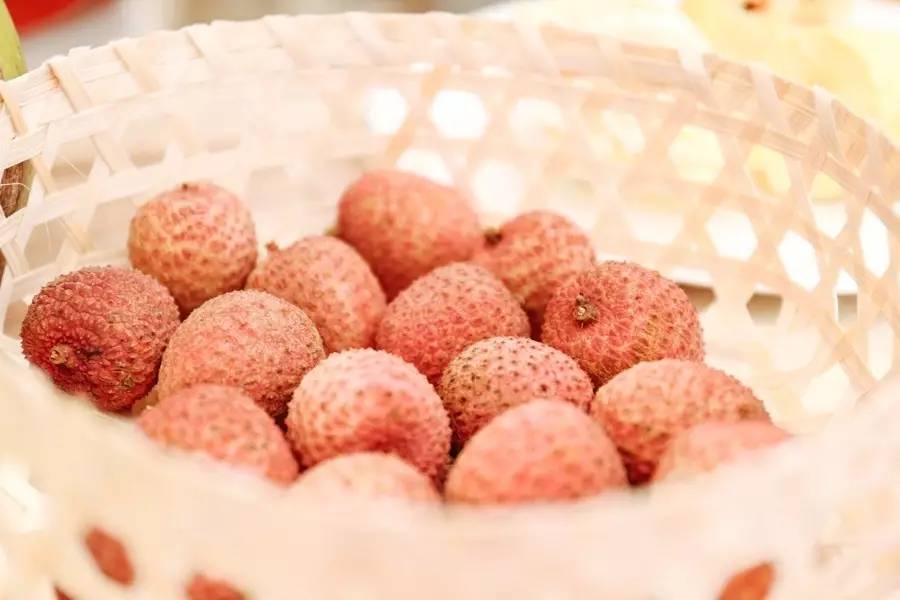 泰国吃榴莲自助餐视频,第一次吃泰国料理