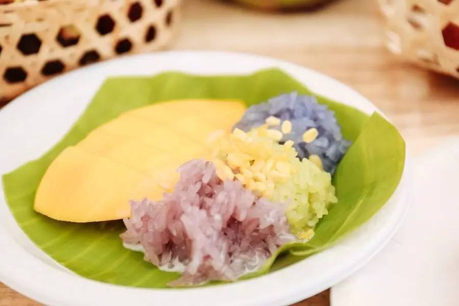 泰国吃榴莲自助餐视频,第一次吃泰国料理