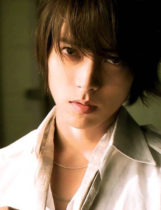 今年日本国宝级帅哥排行榜第一名,日本国宝级帅哥第七位