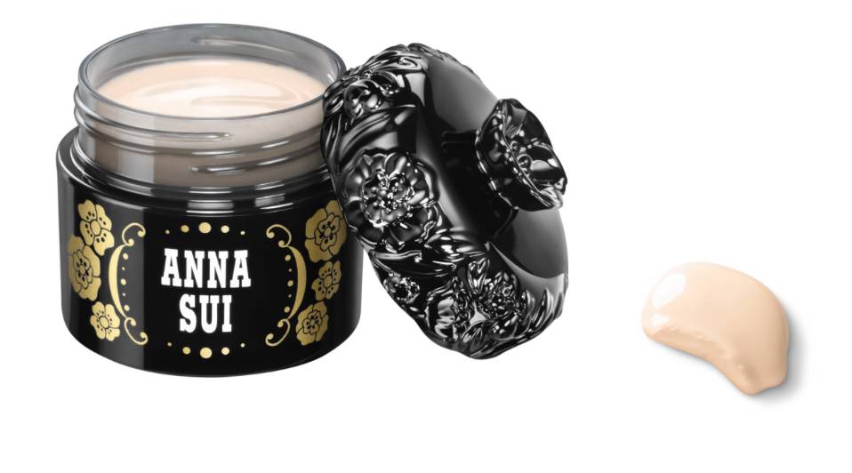 粉底们的《奶酪陷阱》：奶冻、微光、慕丝粉饼，谁还能赢气垫粉底