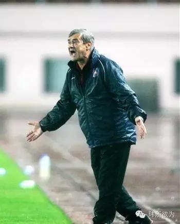 双冠王巅峰之战,桑特拉奇双冠王