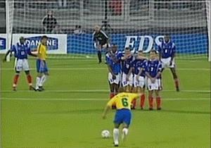 卡洛斯十大残暴射门,卡洛斯的十大暴力射门