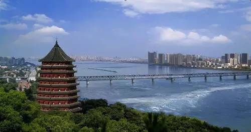 大悦城玩的项目,大悦城西湖