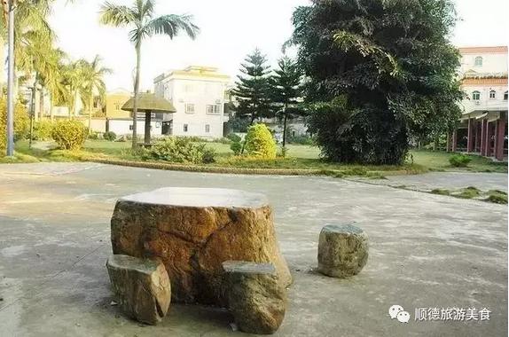 浮在海上的城市,漂浮在海面上的村