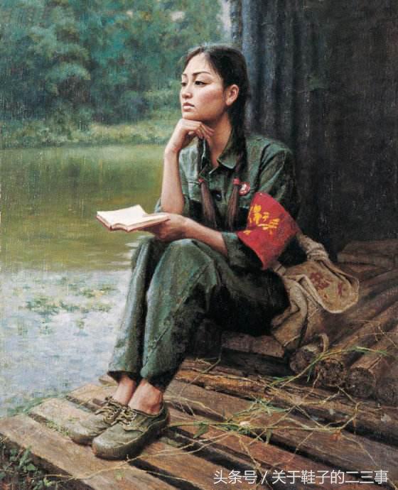 中国女性鞋履100年变迁史，从花盆底、三寸金莲到时髦高跟鞋