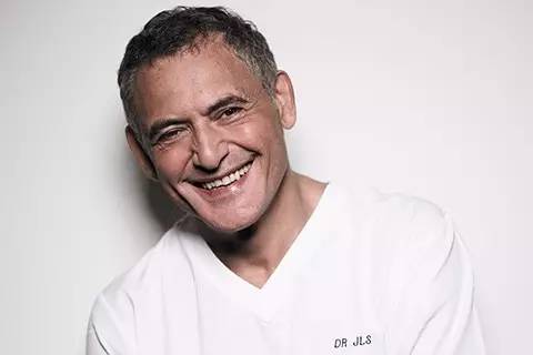 一个护肤品搞定所有护肤,一个护肤品