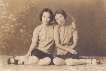 中国女性鞋履100年变迁史，从花盆底、三寸金莲到时髦高跟鞋