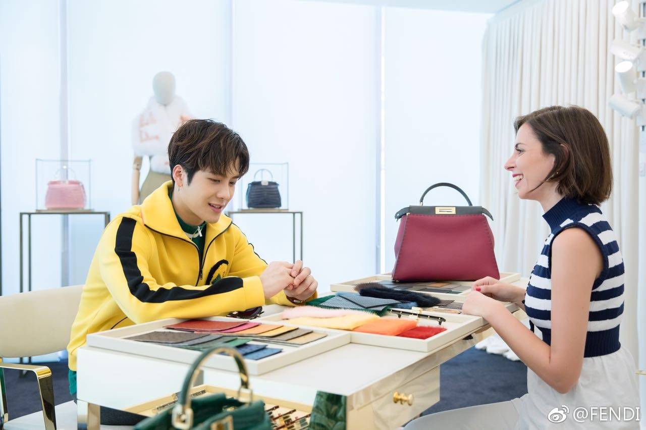 王嘉尔同款fendi,王嘉尔和fendi的关系