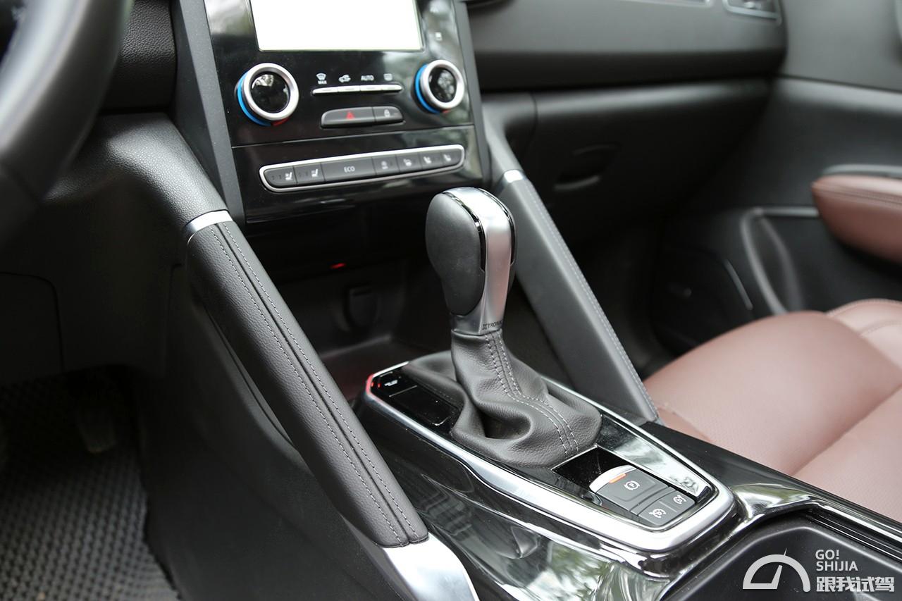 17款科雷傲2.0豪华试驾,科雷傲2018款雷诺试驾