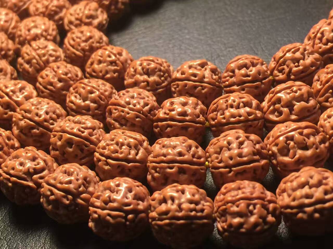 如何盘刷出漂亮的金刚菩提,金刚菩提怎么刷出玻璃底