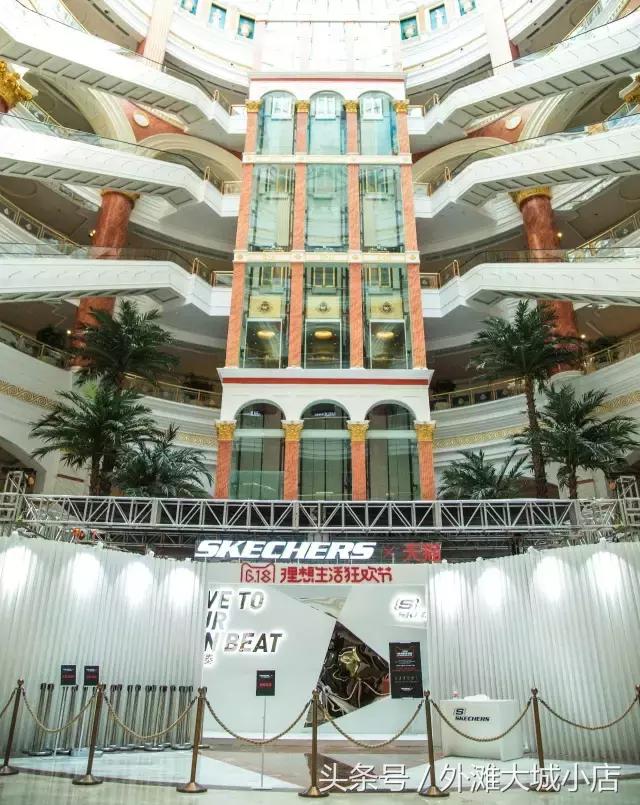 一脚上天，一脚入海，快闪店都这么玩了