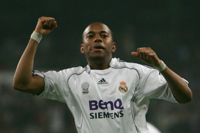 足坛历史最伟大的十大球星,足坛历史惯用左脚的十大球星