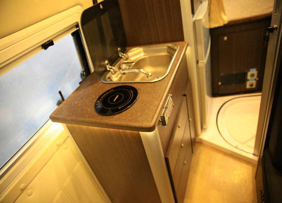 用实力赢得客户信赖,用实力赢得顾客的满意和信任