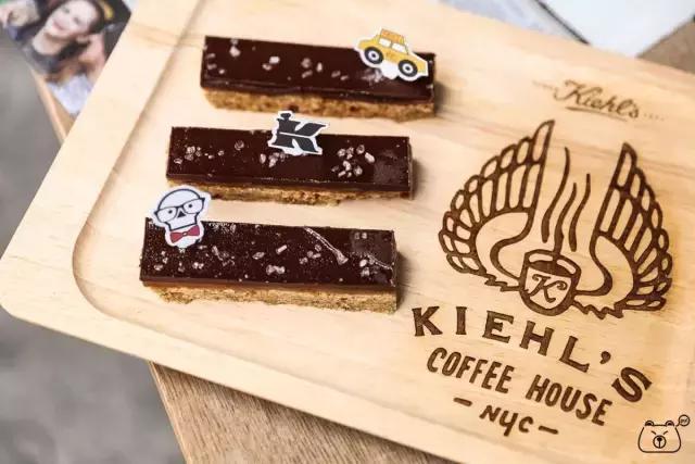 金盏花香的拿铁！来全球首间科颜氏咖啡厅品尝甜点吧