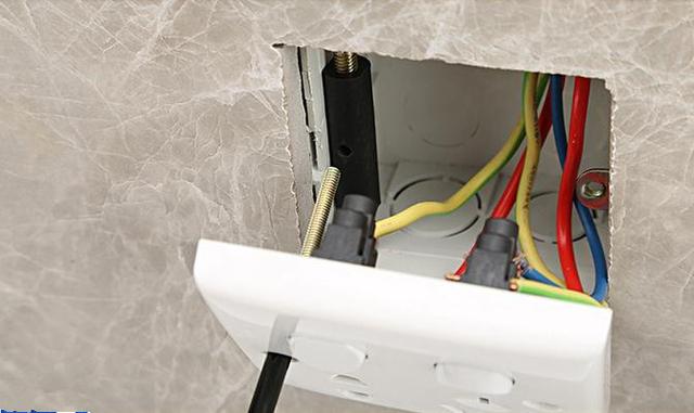 插座底盒坏了怎么办,插座底盒坏了怎么修复安装