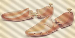 女士新鞋磨脚后跟怎么处理,如何解决新鞋磨脚的问题