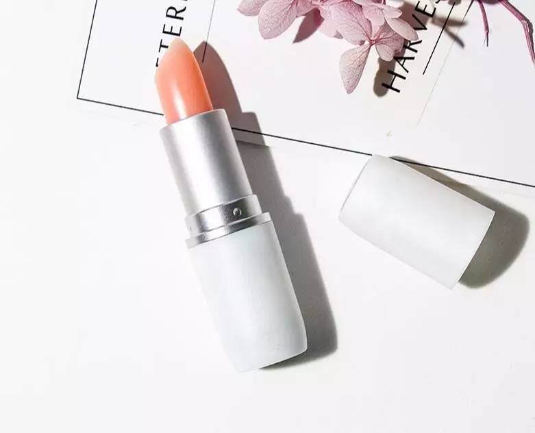 平价滋润款口红试色,平价且超好用的口红伪素颜