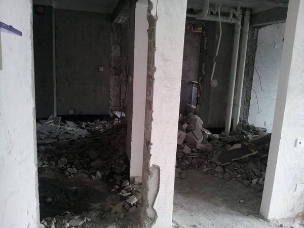 配重墙可以砸掉一部分么,配重墙有必要砸吗