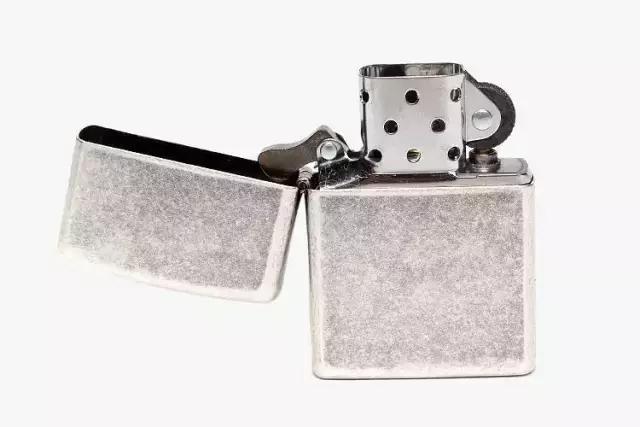 父亲节送这几件「火热单品」给爸爸，让他和你一样潮！