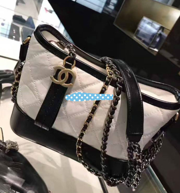 chanel流浪包味道大,chanel流浪包的缺点