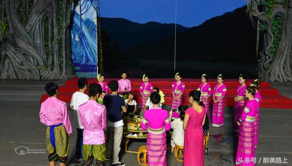 西双版纳在水一方泼水节,版纳哪里可以感受泼水