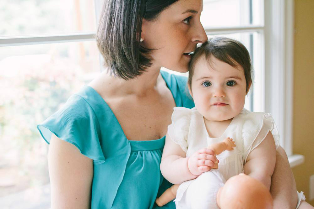 宝宝奶瘾大怎么断夜奶,断奶期间宝宝奶瘾犯了怎么办