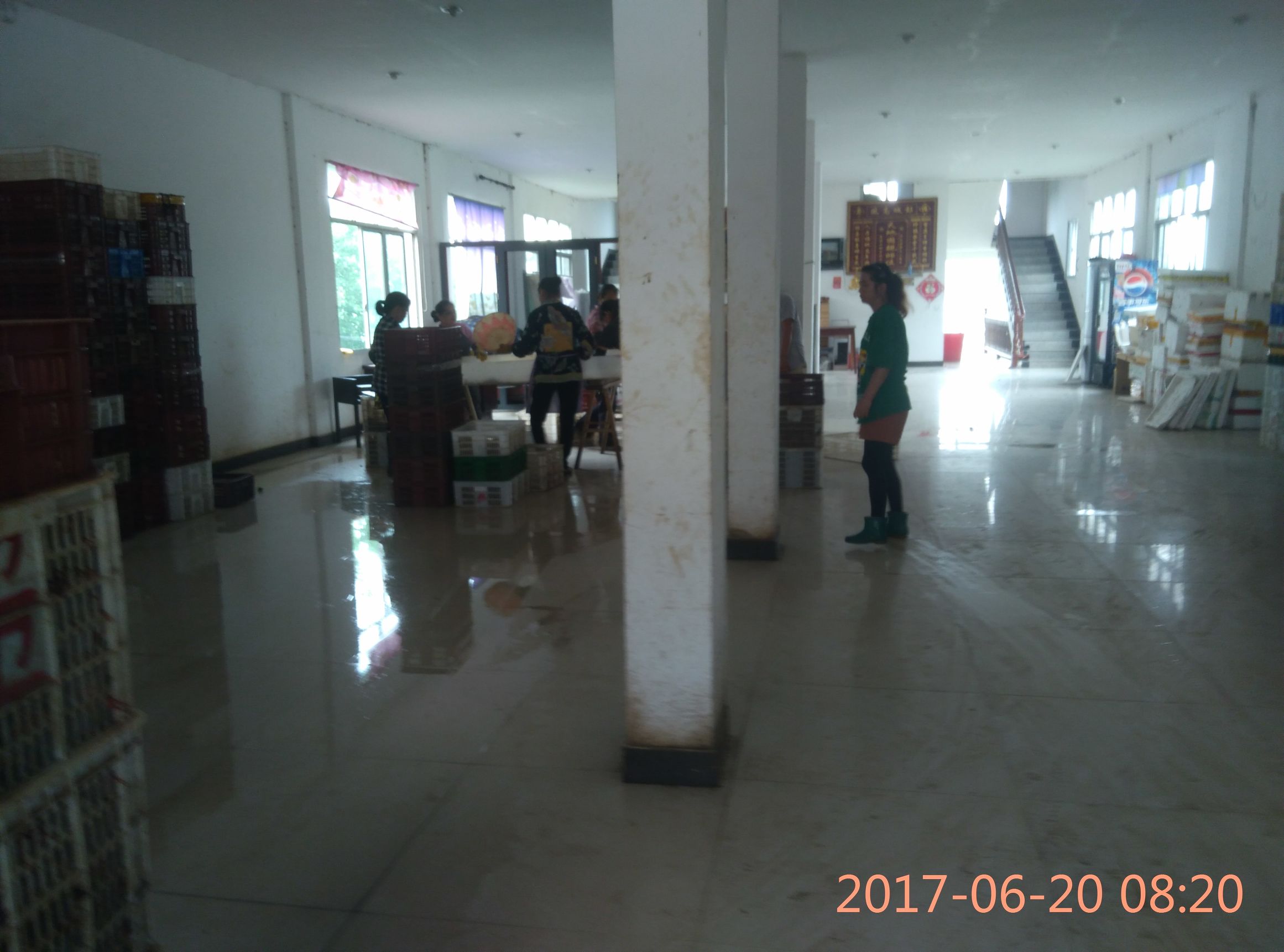 卖小龙虾怎么才能卖得更快,虾农卖龙虾视频